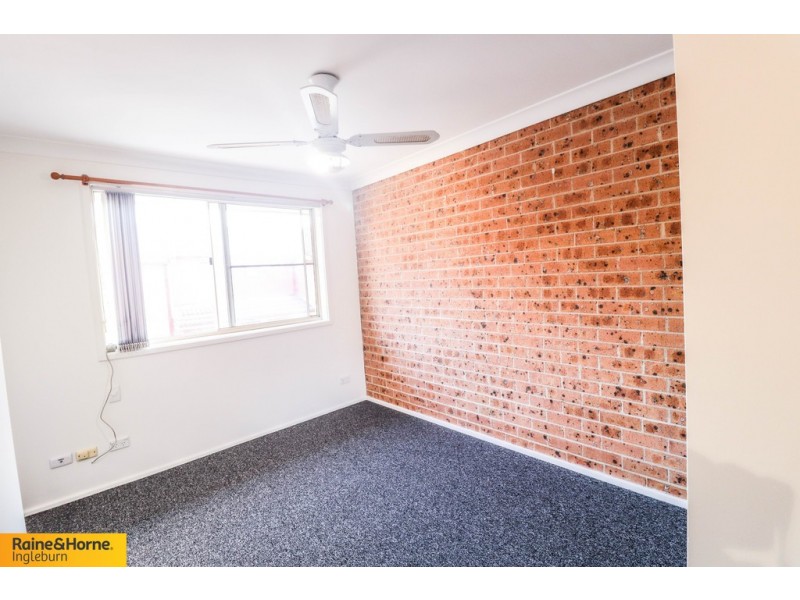 4/63 CANTERBURY ROAD, Glenfield NSW 2167