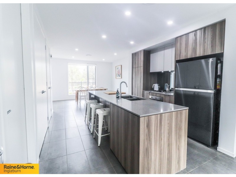 211 JAMBOREE AVENUE, Denham Court NSW 2565