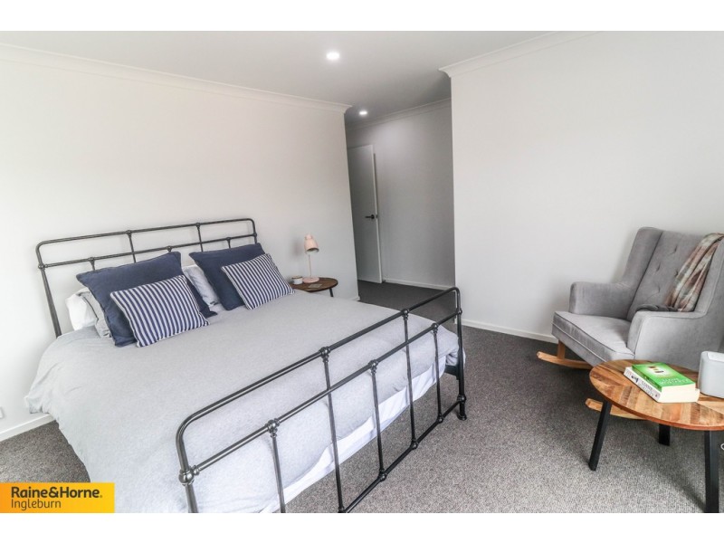 211 JAMBOREE AVENUE, Denham Court NSW 2565