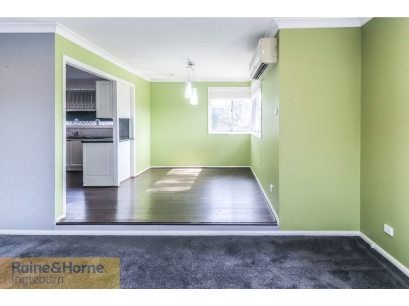 10 BLUE GUM AVENUE, Ingleburn NSW 2565