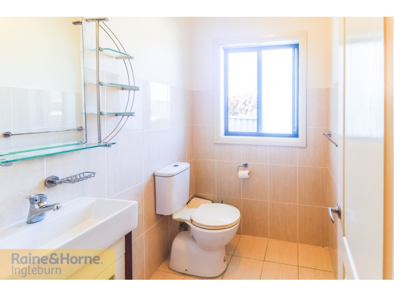 4/88 BELMONT ROAD, Glenfield NSW 2167