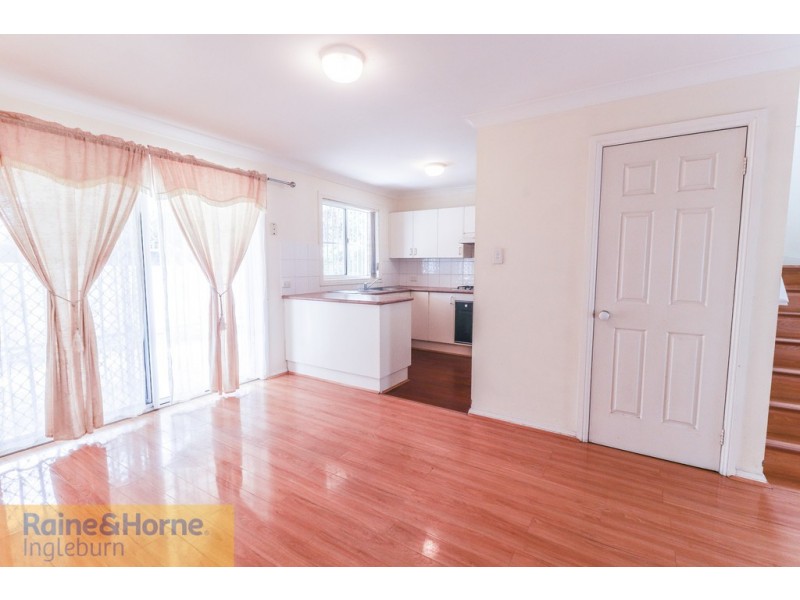 6/15 CADOGAN ROAD, Macquarie Fields NSW 2564