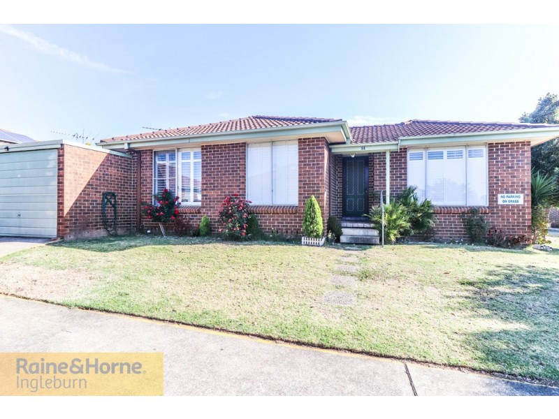 14 12 Bensley Road, Macquarie Fields NSW 2564