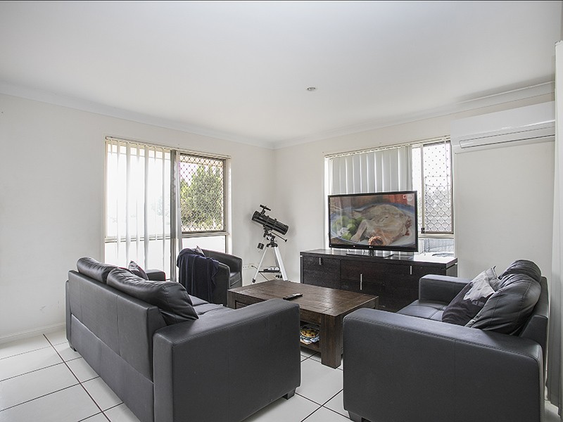 1-3 Grassdale Crescent, Morayfield QLD 4506