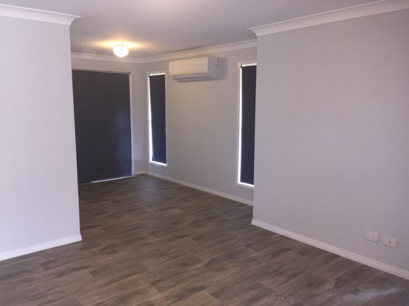 18 Carmela Crescent, Morayfield QLD 4506