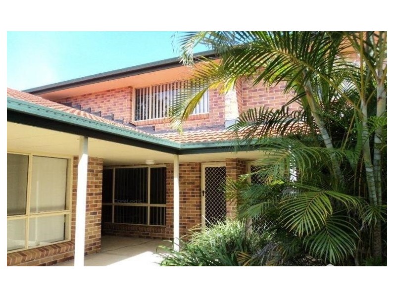 4/5 Battersby Street, Caboolture QLD 4510