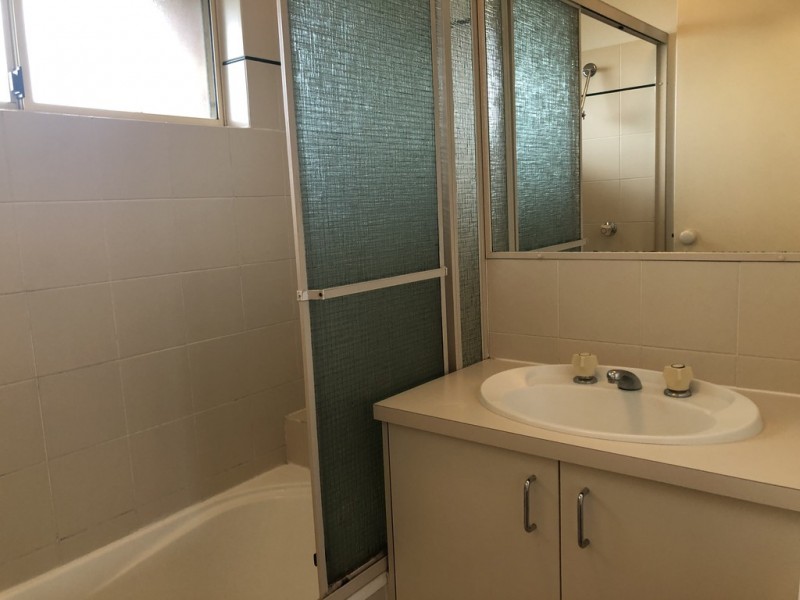 4/5 Battersby Street, Caboolture QLD 4510