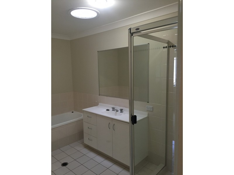 3 Aretha Lane, Narangba QLD 4504