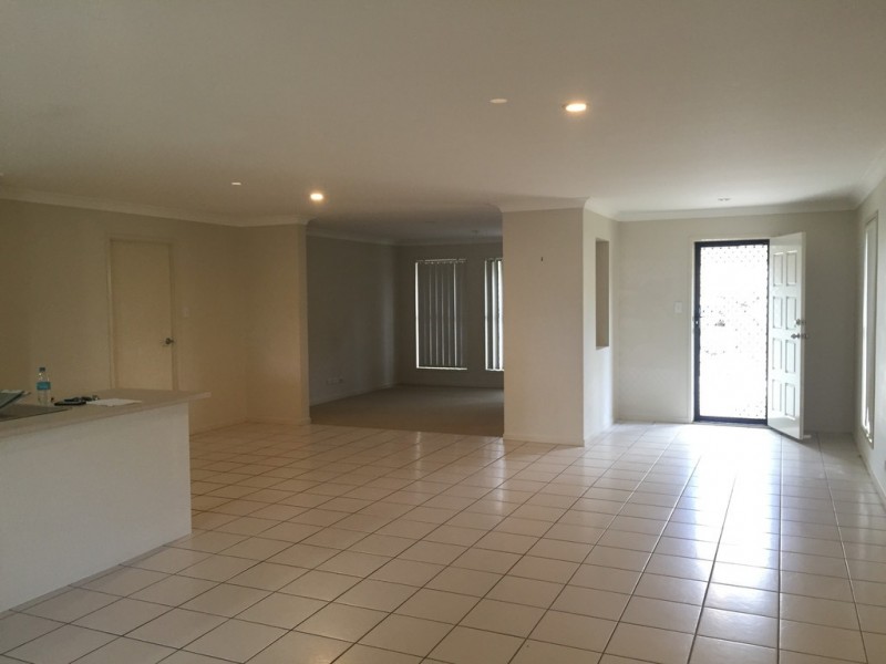 3 Aretha Lane, Narangba QLD 4504