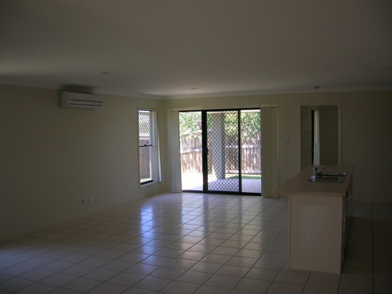 3 Aretha Lane, Narangba QLD 4504