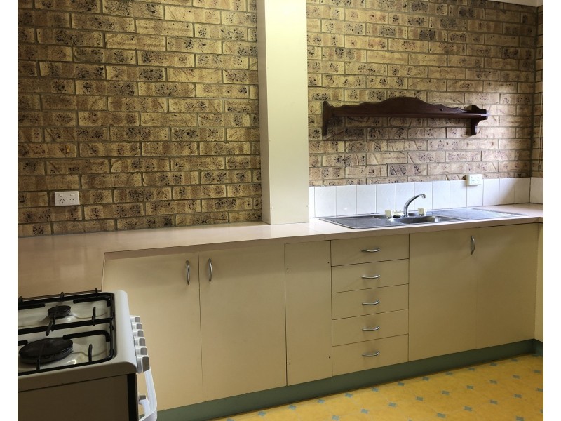 5/6 Rogers Crescent, Caboolture QLD 4510