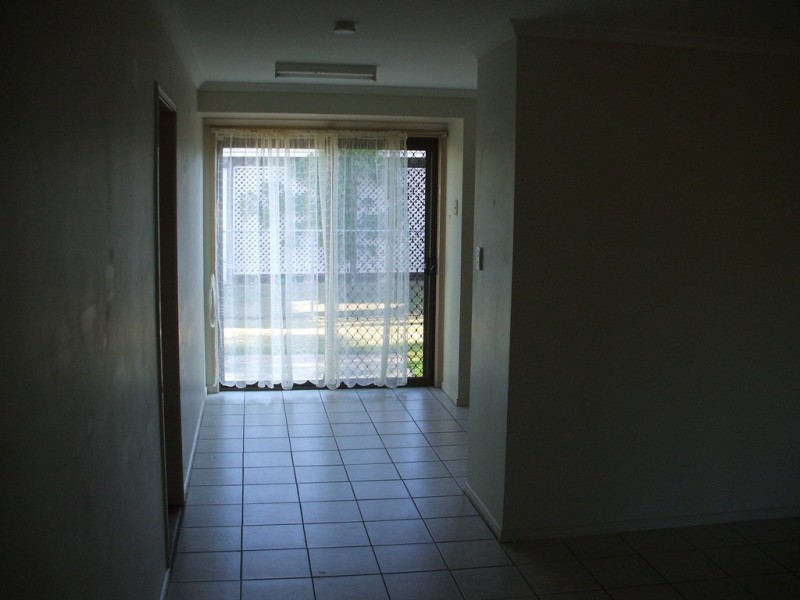 2/2 Clare Street, Morayfield QLD 4506