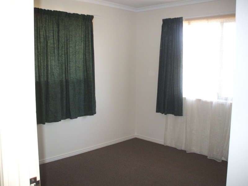 2/2 Clare Street, Morayfield QLD 4506