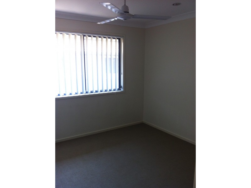 8 Newton Street, Morayfield QLD 4506