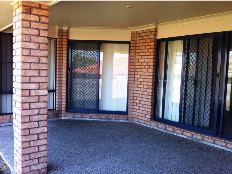 8 Newton Street, Morayfield QLD 4506