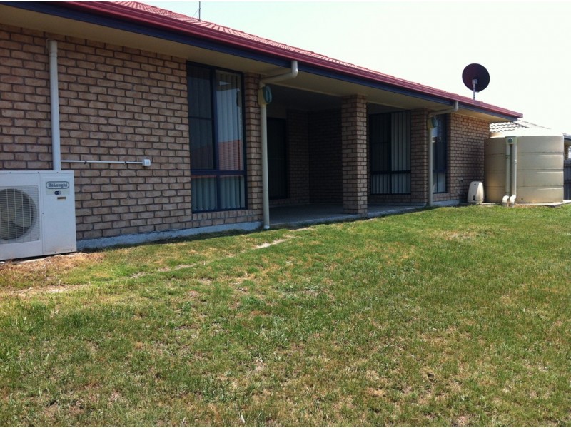 8 Newton Street, Morayfield QLD 4506