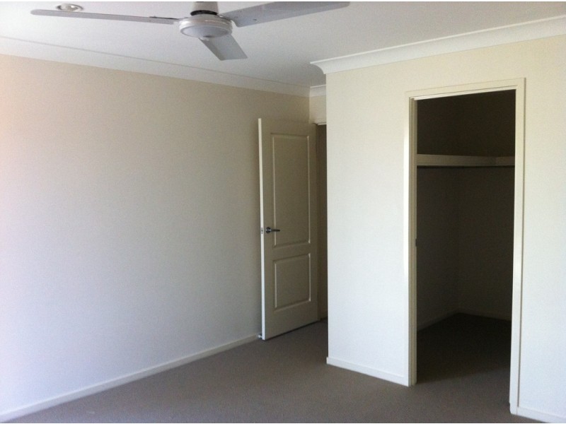 8 Newton Street, Morayfield QLD 4506