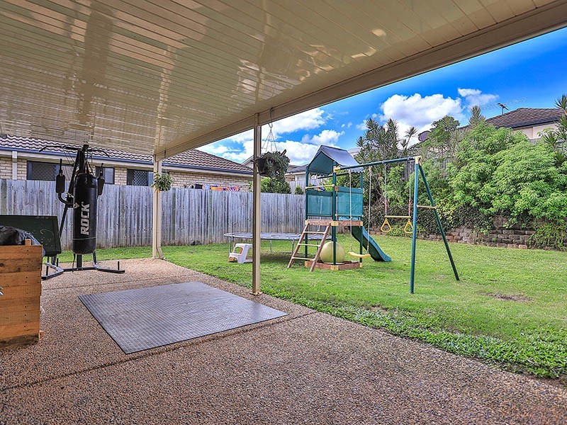 8 Cherrytree Crescent, Upper Caboolture QLD 4510