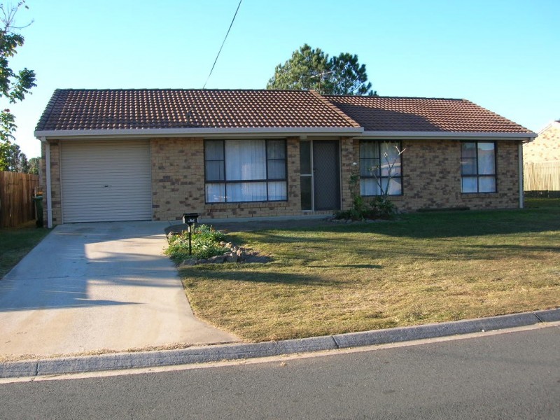 15 Carmela Crescent, Morayfield QLD 4506