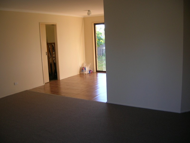 15 Carmela Crescent, Morayfield QLD 4506