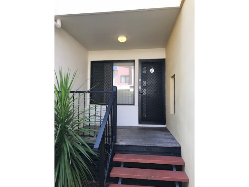 5/3-5 Mary Street, Caboolture QLD 4510