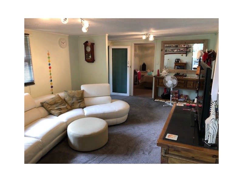 15 Dennis Street, Caboolture QLD 4510