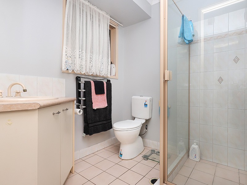 9 Helen St, Caboolture QLD 4510