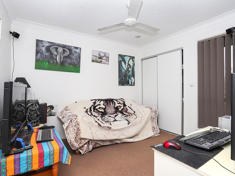 33 Peacherine Crct, Bellmere QLD 4510