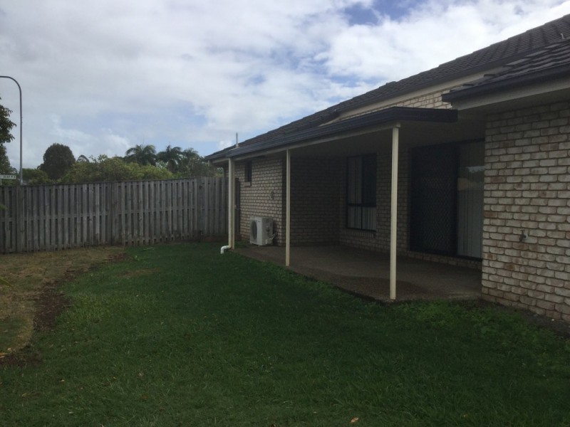 2 Dear Place, Bellmere QLD 4510