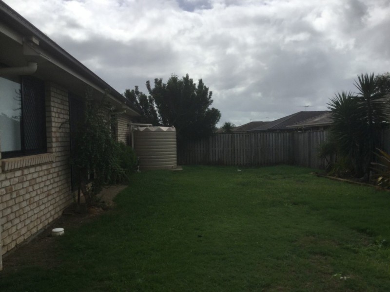 2 Dear Place, Bellmere QLD 4510