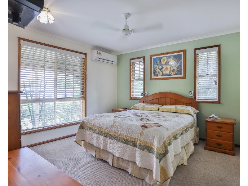 5 Franklin Cres, Morayfield QLD 4506