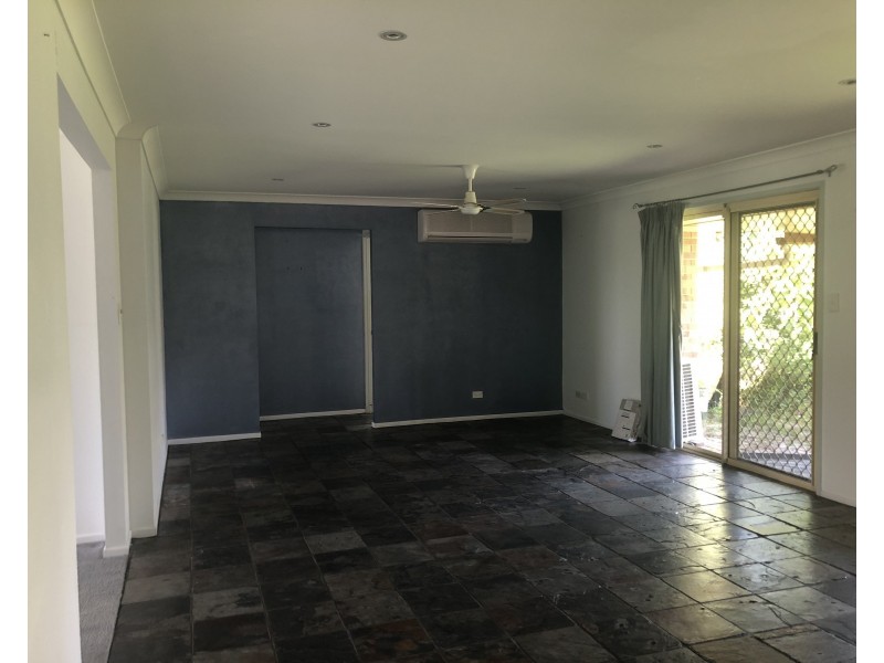 3 Long Court, Morayfield QLD 4506