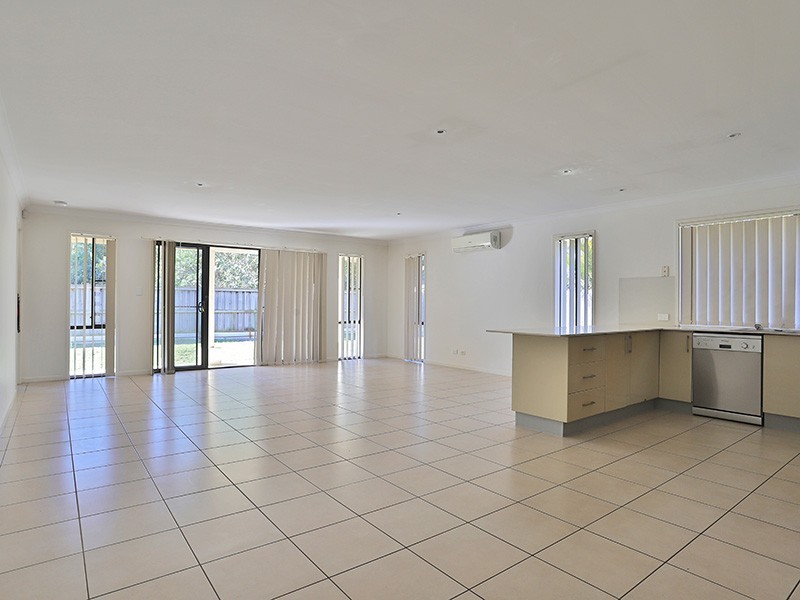 16 Tiffany Court, Caboolture QLD 4510