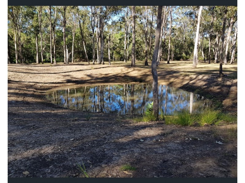 142 Franks Rd, Blackbutt QLD 4306