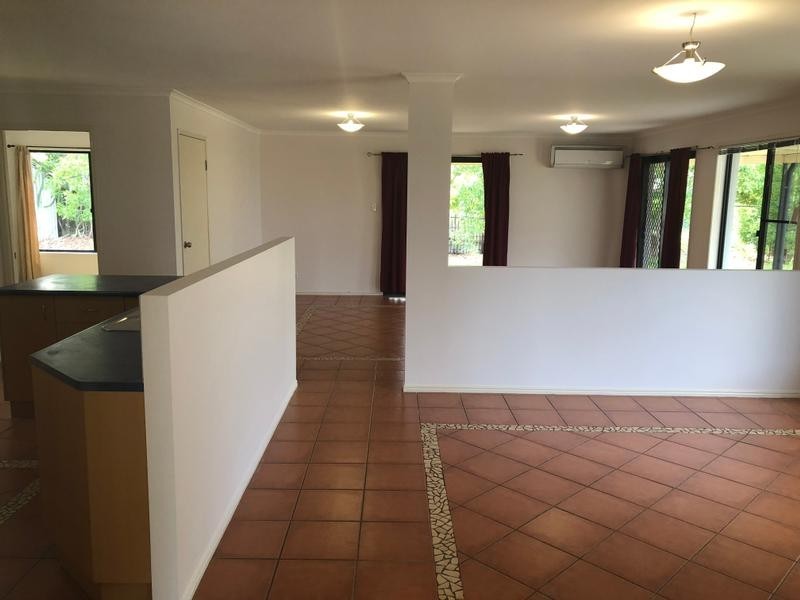 16 Woodforde Court, Morayfield QLD 4506