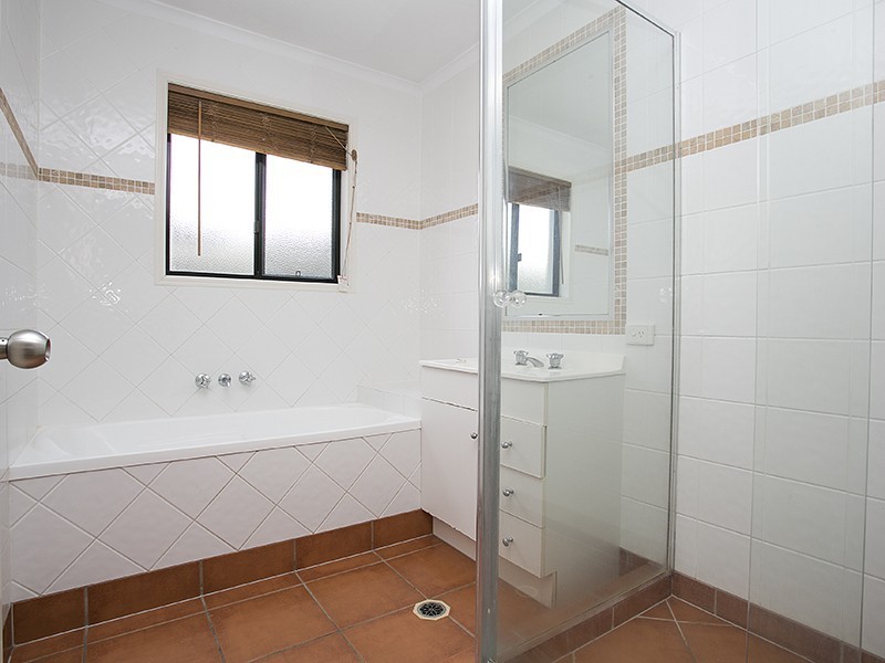 16 Woodforde Court, Morayfield QLD 4506
