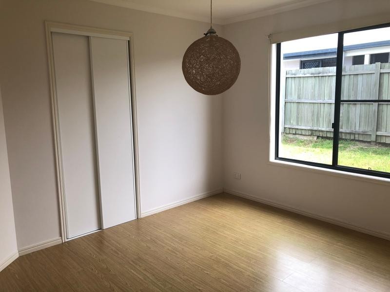 16 Woodforde Court, Morayfield QLD 4506
