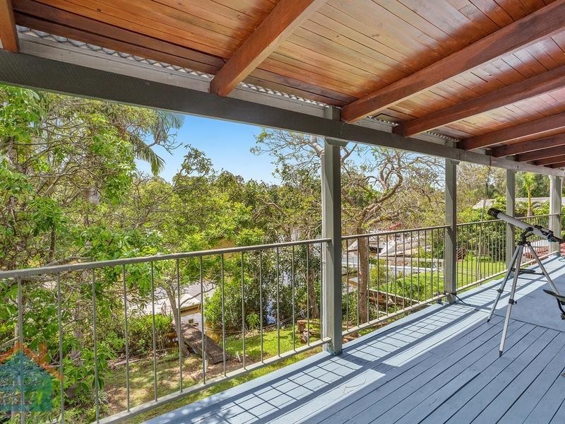 5 Riversleigh Road, Beachmere QLD 4510