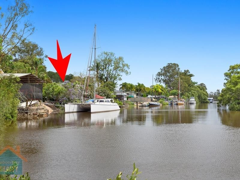 5 Riversleigh Road, Beachmere QLD 4510