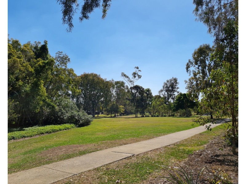 10 Lauder Street, Kallangur QLD 4503