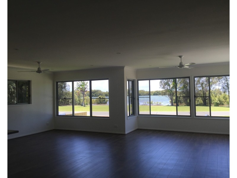 64 Esplanade, Toorbul QLD 4510