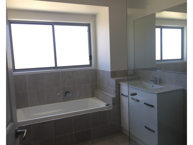 64 Esplanade, Toorbul QLD 4510