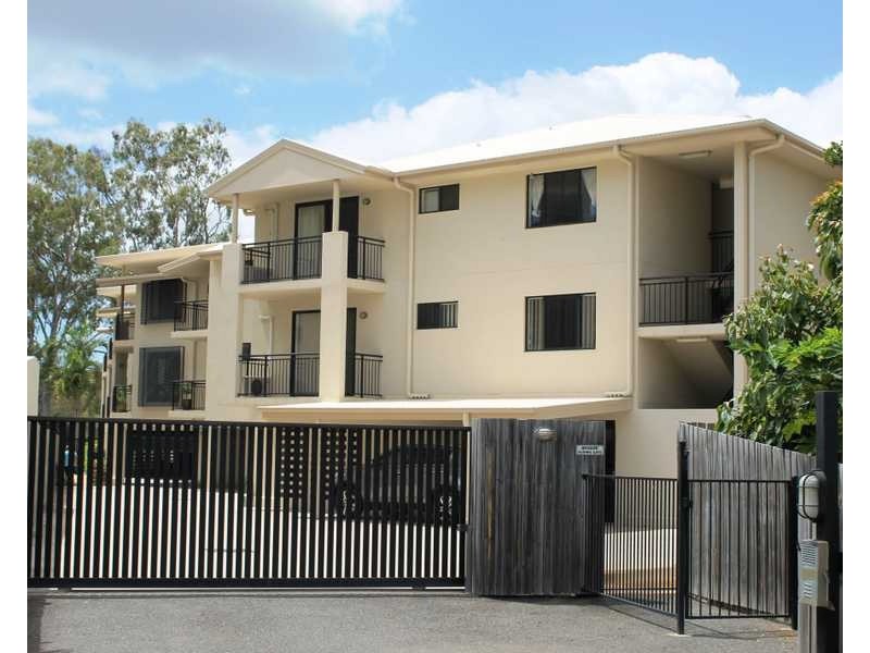 15/8A Wyndham Avenue, Boyne Island QLD 4680