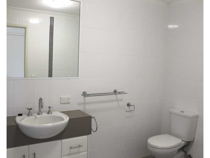 15/8A Wyndham Avenue, Boyne Island QLD 4680