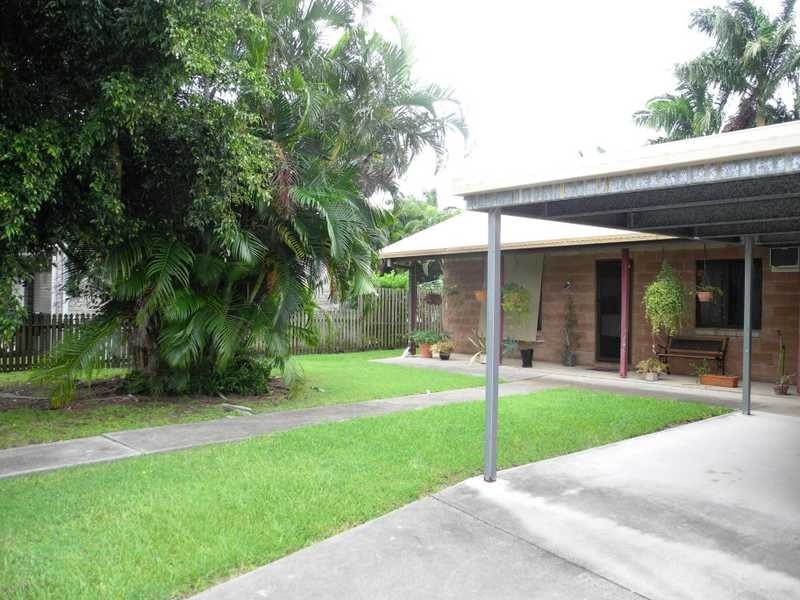 22 Alexander Street, Boyne Island QLD 4680