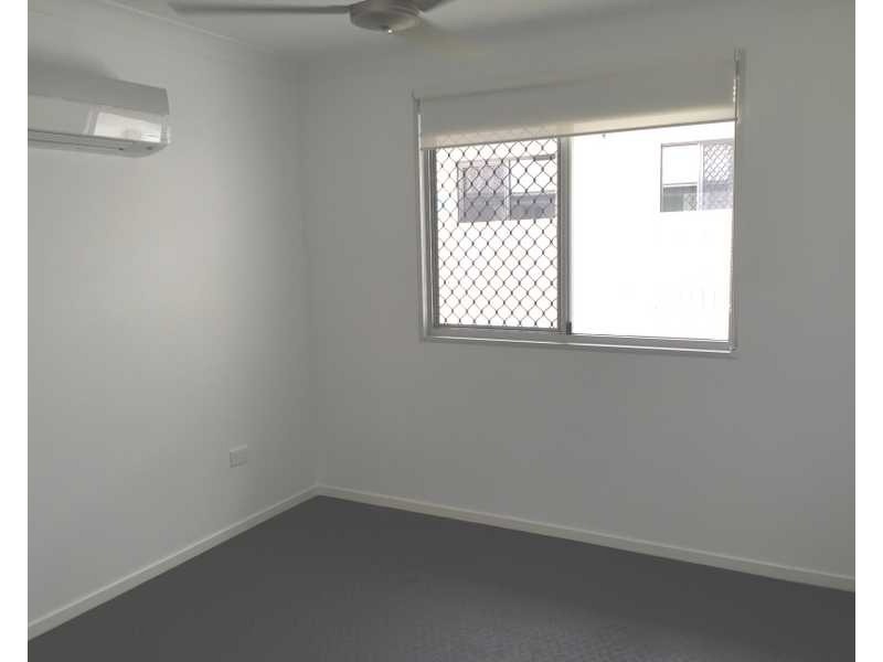 1 Wanda Drive, Boyne Island QLD 4680