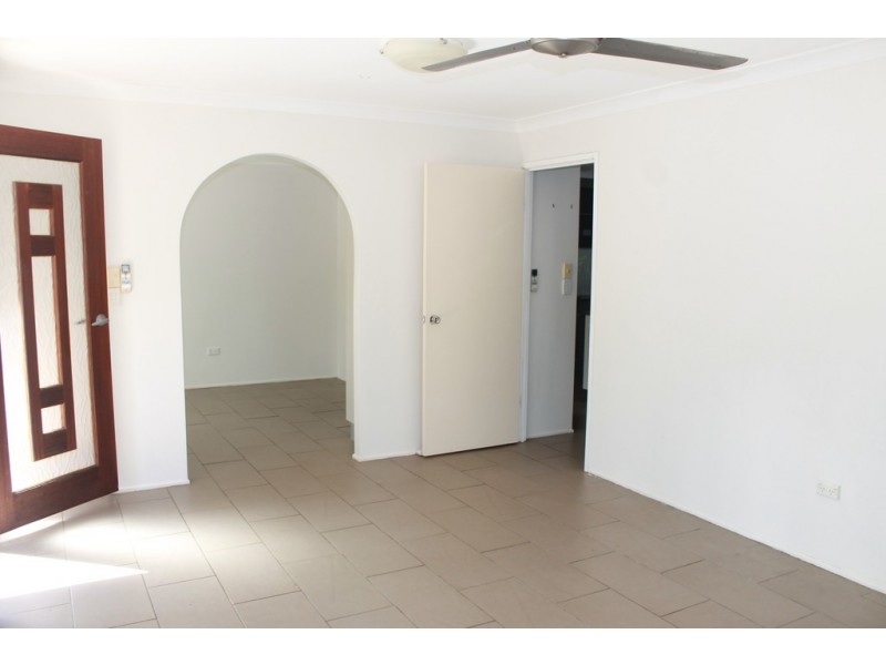 2 Polmaise Street, Boyne Island QLD 4680