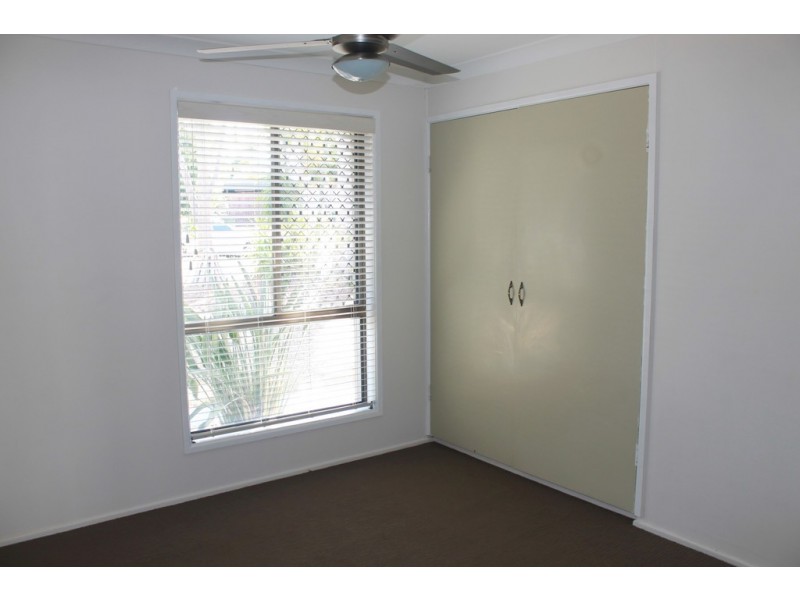 2 Polmaise Street, Boyne Island QLD 4680