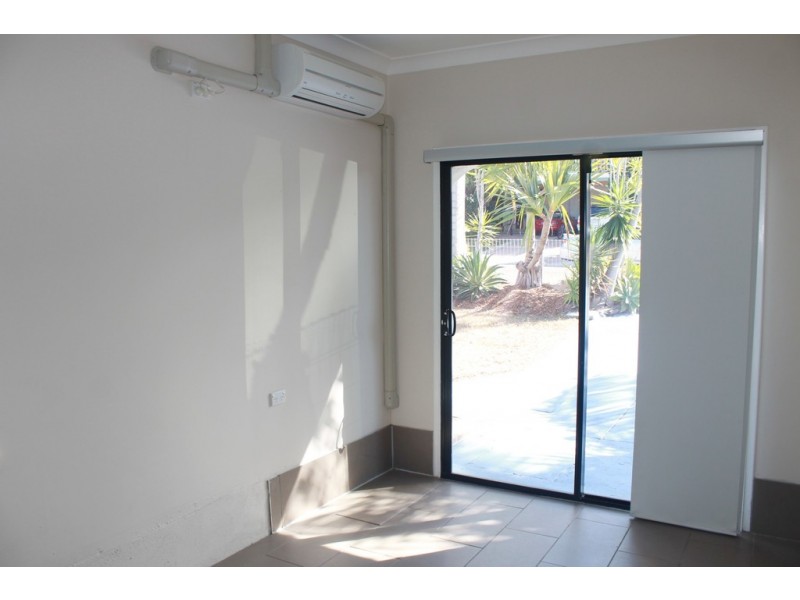 2 Polmaise Street, Boyne Island QLD 4680