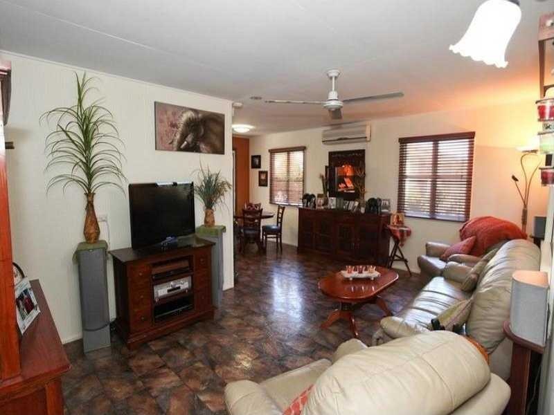 18 Morley Street, West Gladstone QLD 4680